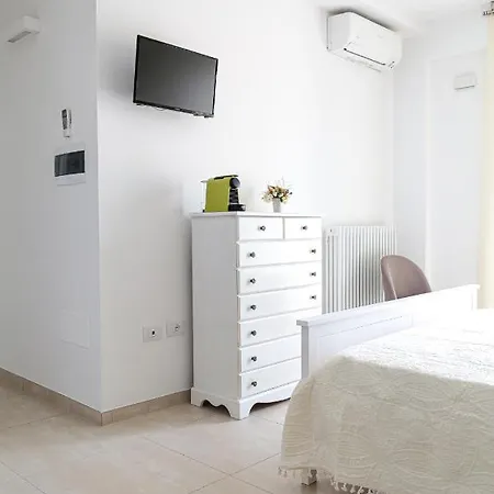 Casa Clementina Vista Mare Bed & Breakfast *